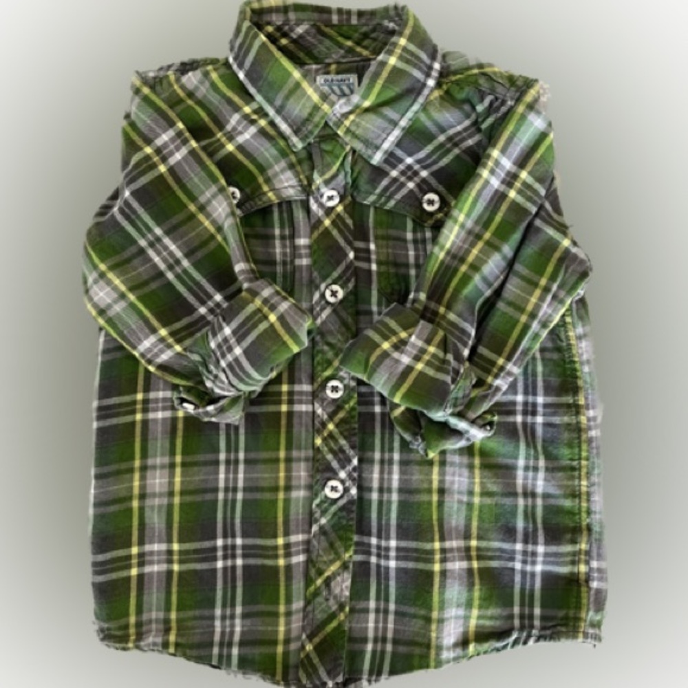 Cozy, Fall button-down flannel shirt.   Size 5T Old Navy